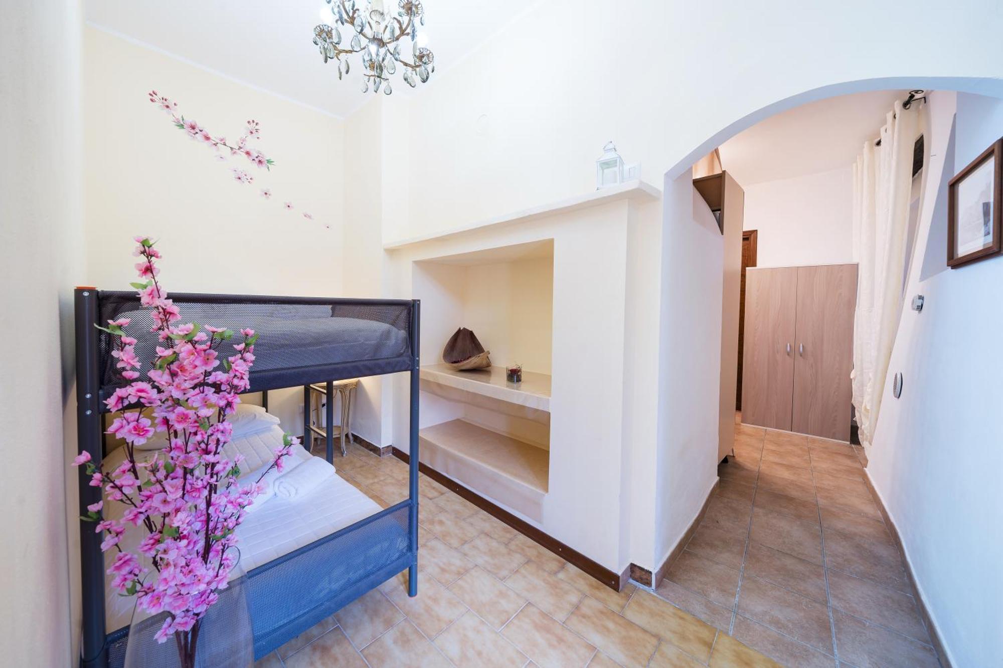 B&B La Corte And Home Restaurant - Free Parking - 10 Minutes To The Lake And Centre Como Exterior photo